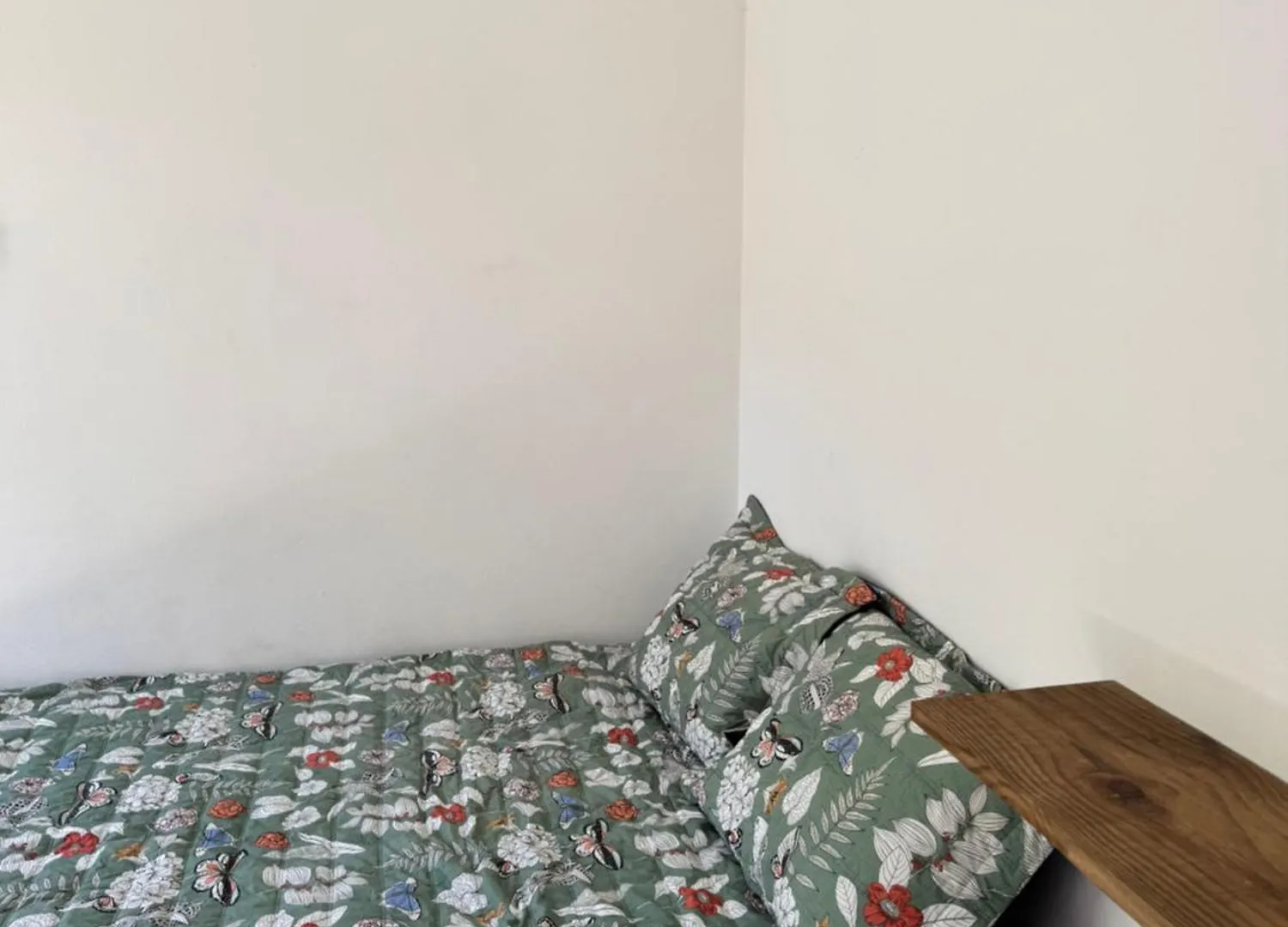 Quarto em Acomodações Particulares Witchshouse Canto Da Lagoa Florianópolis Brasil